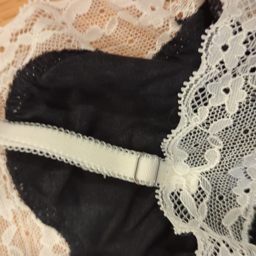 Victoria Secret size medium vintage pajamas - Picture 5 of 6